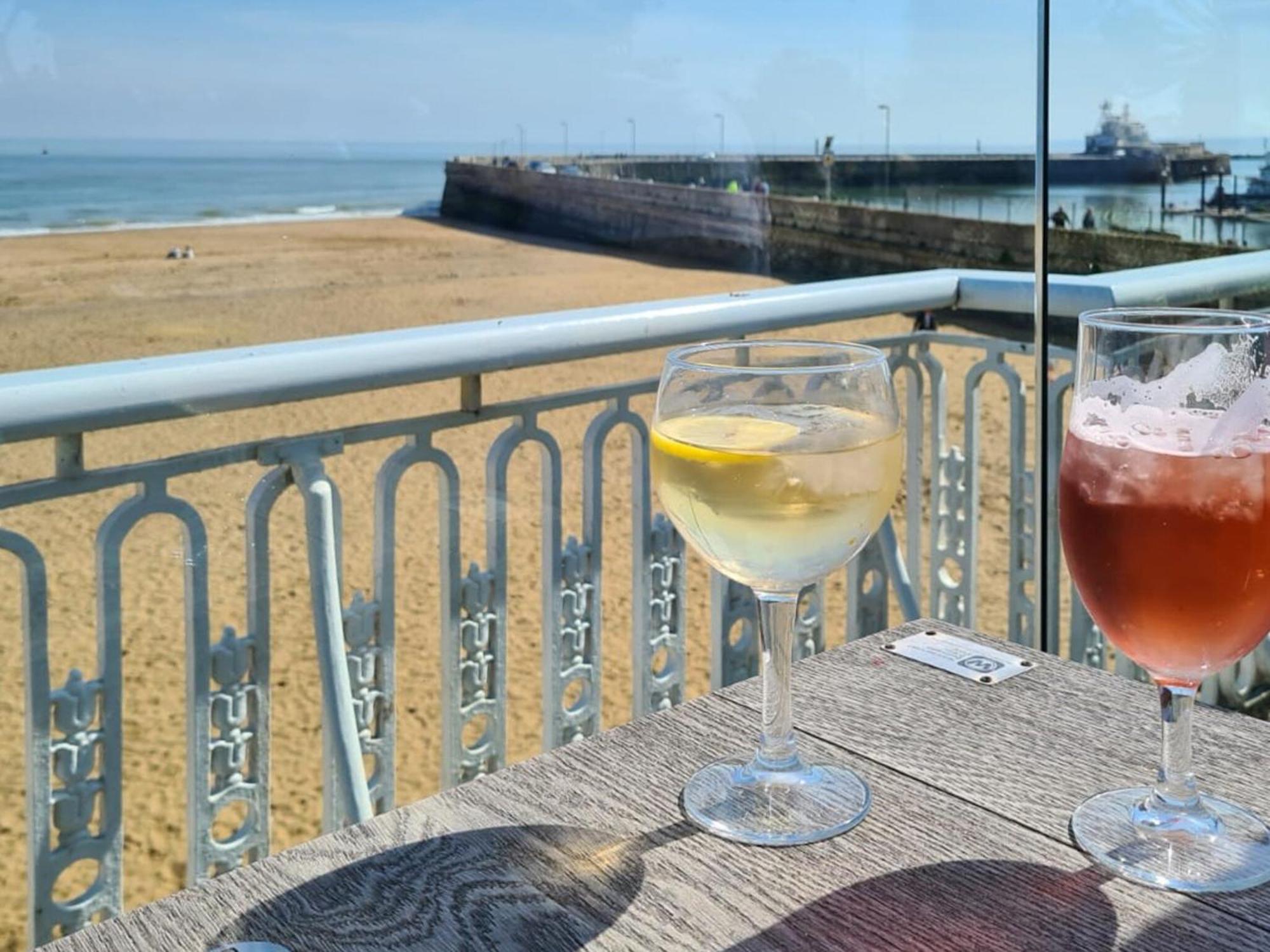 Vitamin Sea Residency Herne Bay Eksteriør bilde